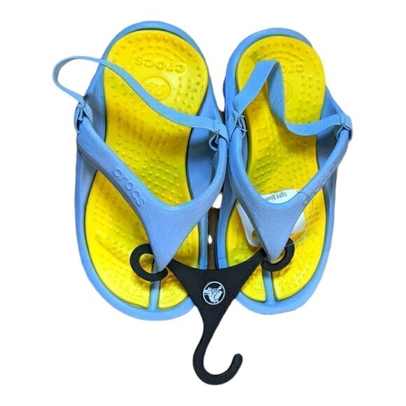 NWT Kids Crocs Flip Flop Sandals, Size 8/9, Yellow Blue - Picture 5 of 6